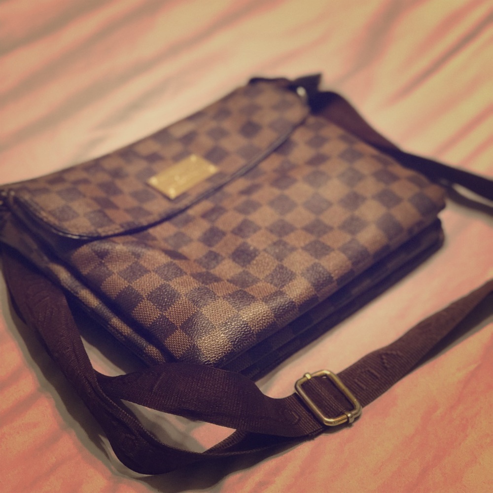 Louis Vuitton Crossbody